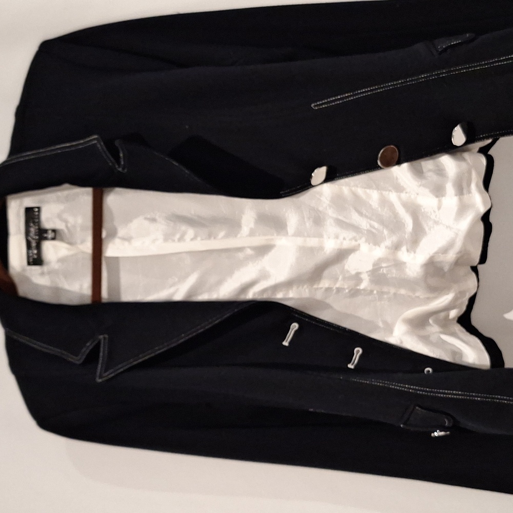 Cache Contour Collection lined jacket size large - Picture 8 of 10